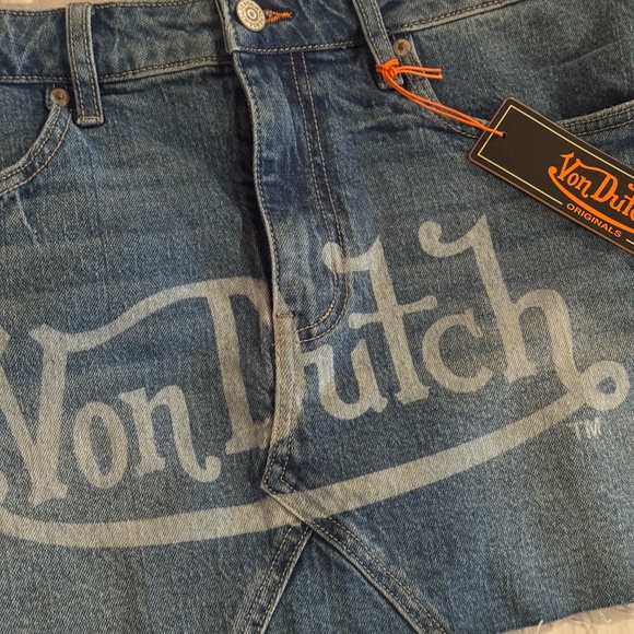 Von Dutch mini skirt - Picture 2 of 4